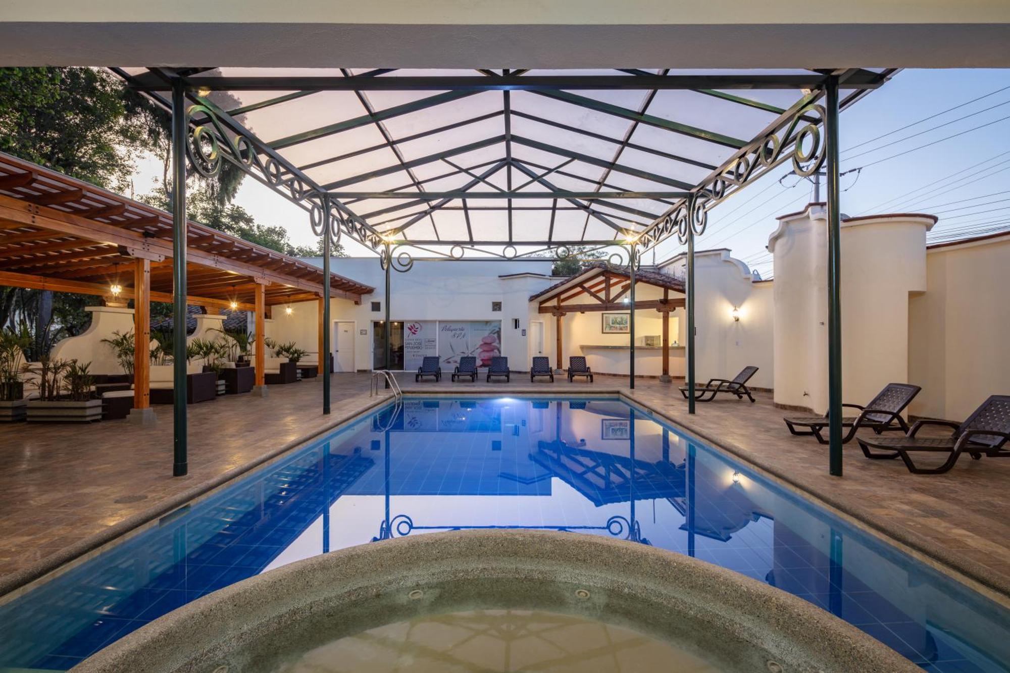San Jose De Quito Airport, An Ascend Collection 5* Puembo