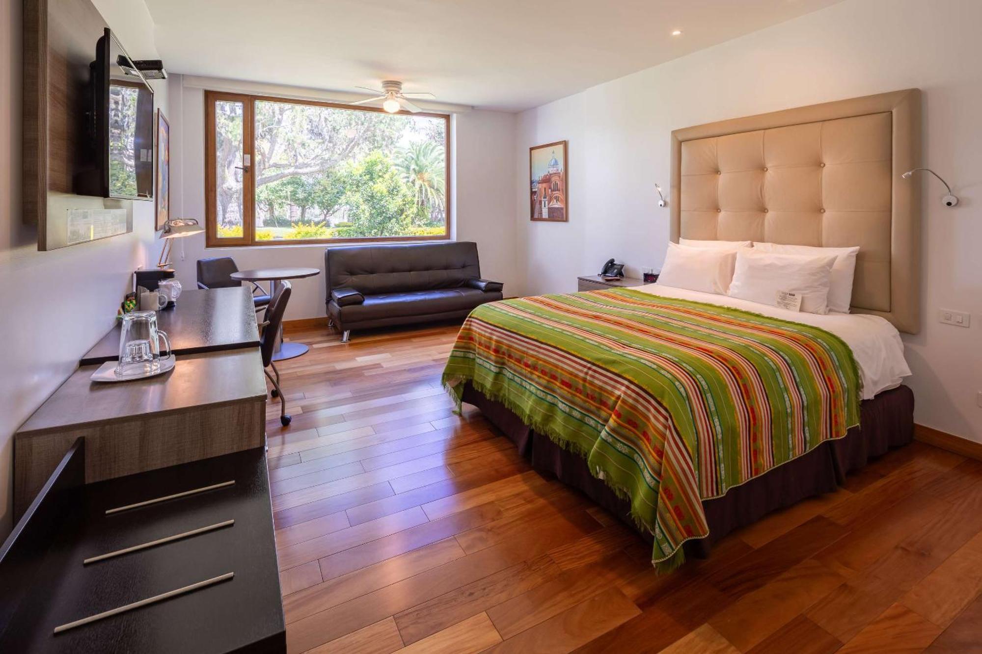 San Jose De Quito Airport, An Ascend Collection 5*